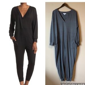 Socialite Grey V Neck Jumpsuit Lounge Jogger Long Sleeve Size Medium NWOT